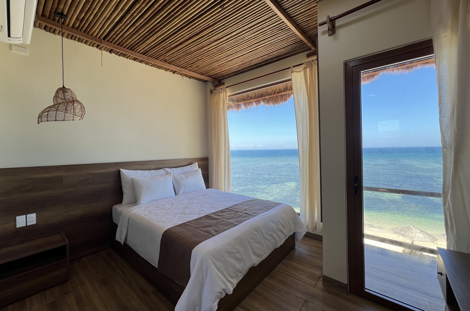 SAY SEA ROOM